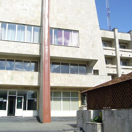 ホテル Profspilkovyi ルーツィク エクステリア 写真