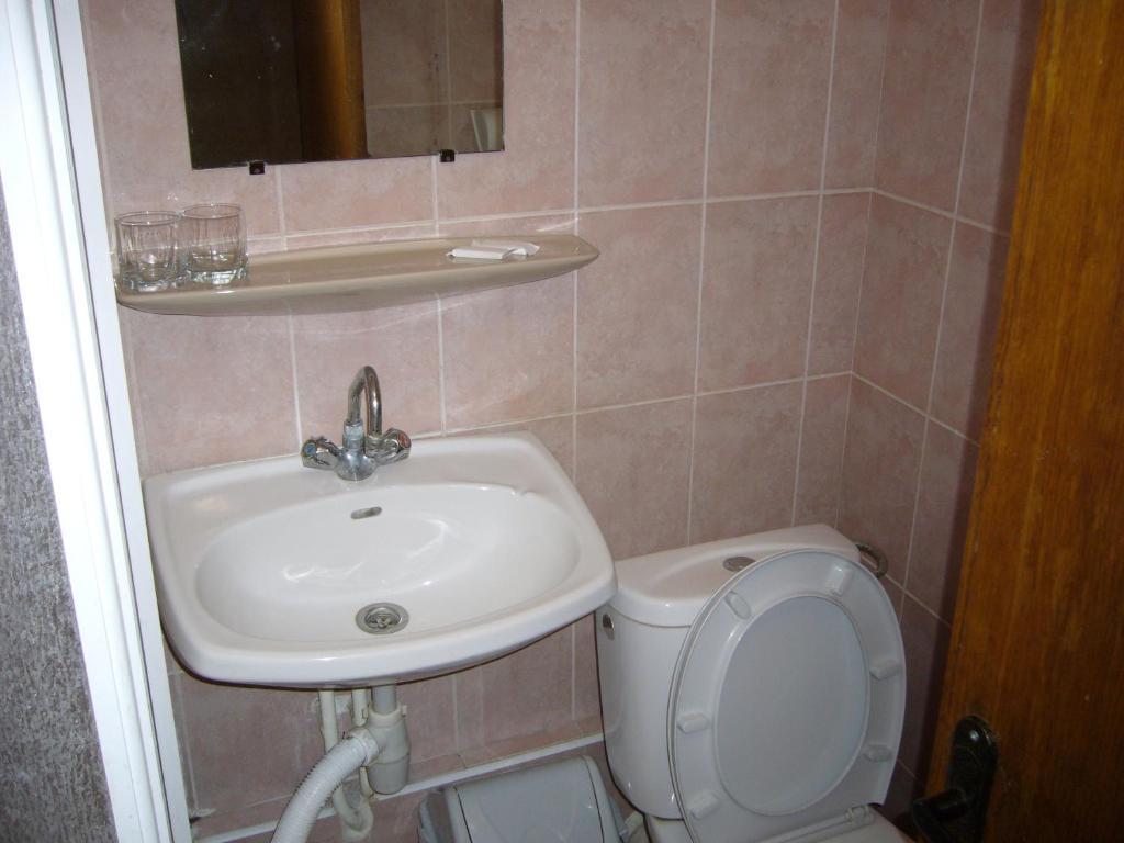 ホテル Profspilkovyi ルーツィク 部屋 写真